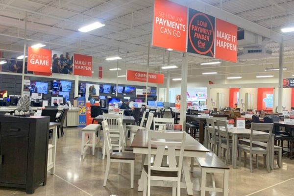 Conn’s HomePlus – Mỹ