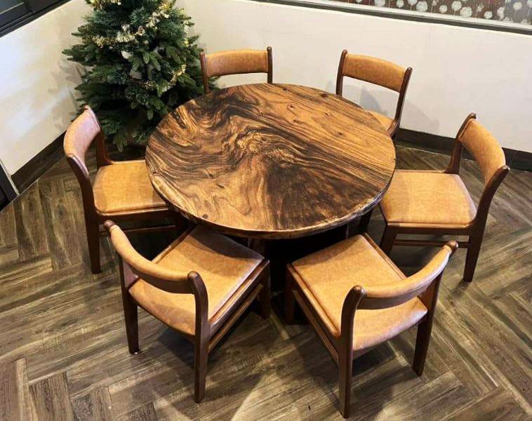 Bàn tròn gỗ me tây